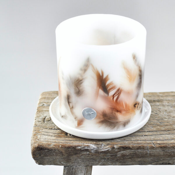 lampion parafinowy - oryginalna osłonka na tealighty z zatopionymi w ściankach piórami
